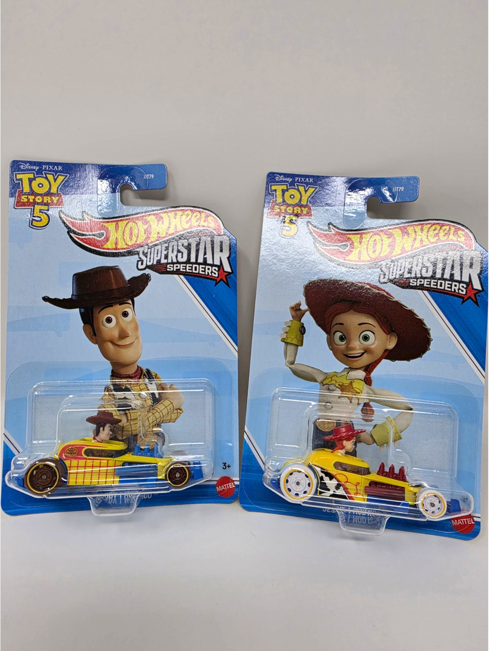 Hot Wheels Superstar Speeders Toy Story 5 Mod Rod 2-Pack Woody & Jessie 1:64